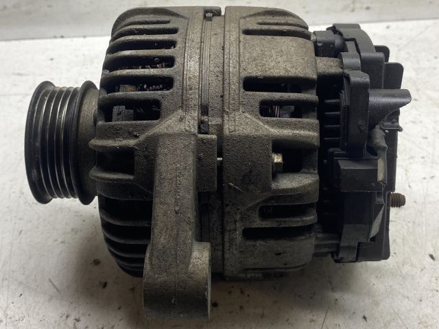 bontott FIAT STILO Generátor