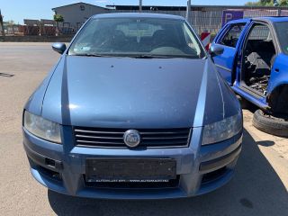 bontott FIAT STILO Generátor