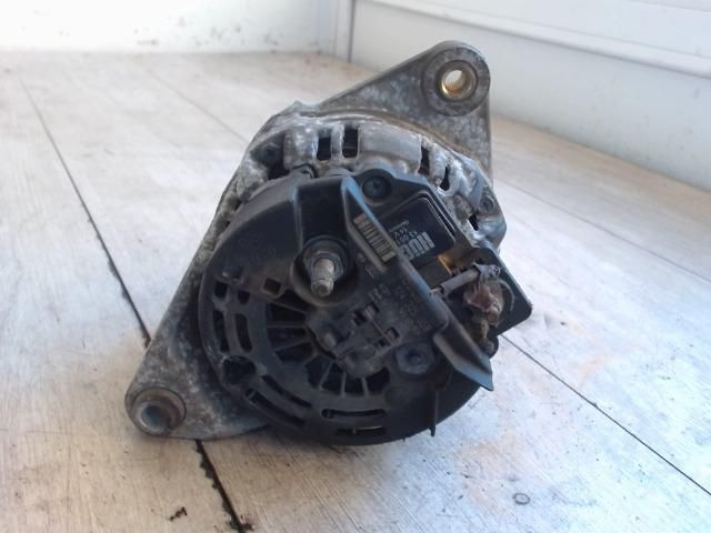bontott FIAT STILO Generátor