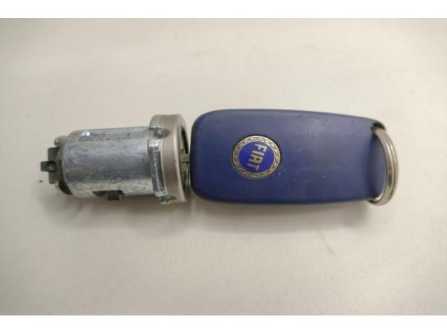 bontott FIAT STILO Gyújtáskapcsoló