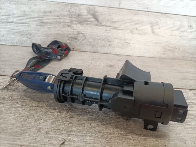 bontott FIAT STILO Gyújtáskapcsoló