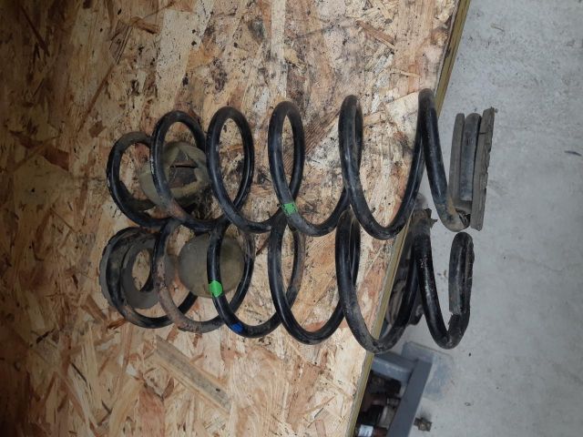 bontott FIAT STILO Hátsó Rugó Pár