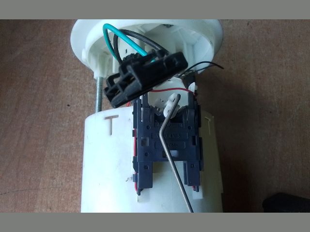 bontott FIAT STILO Üzemanyag Szivattyú