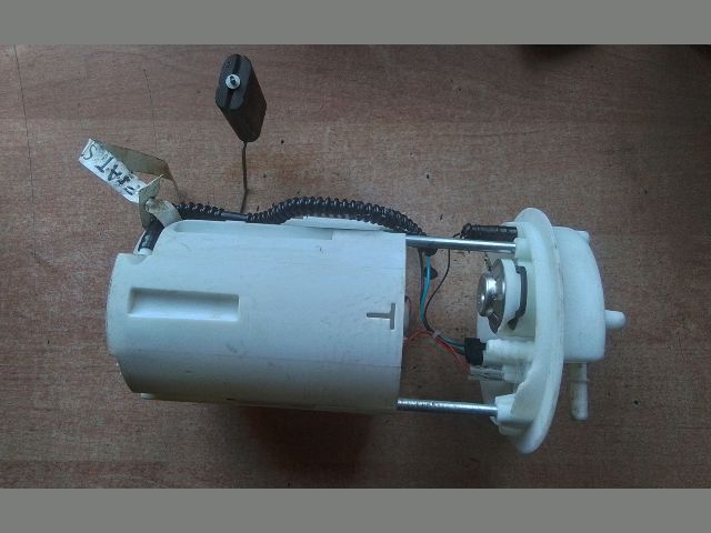 bontott FIAT STILO Üzemanyag Szivattyú