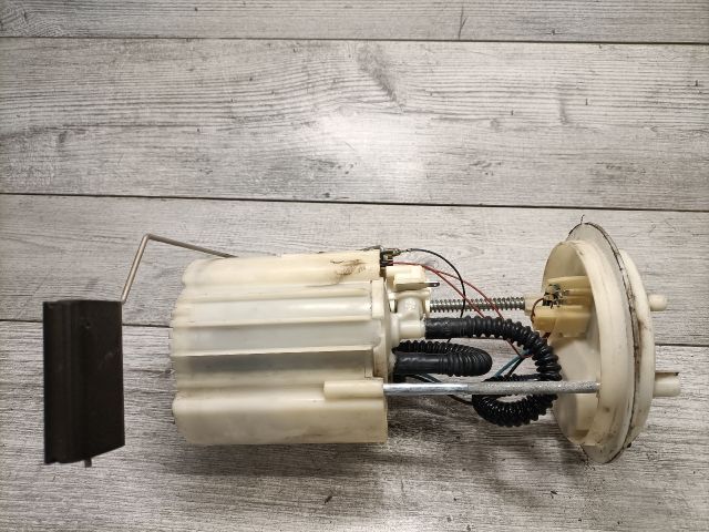 bontott FIAT STILO Üzemanyag Szivattyú