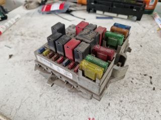 bontott FIAT STILO Biztosítéktábla Motortér