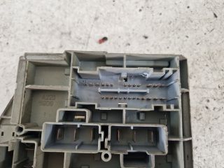 bontott FIAT STILO Biztosítéktábla Motortér