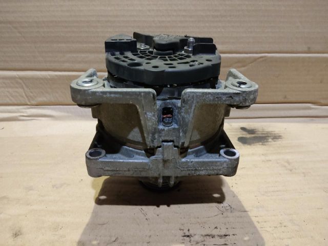 bontott FIAT STILO Generátor