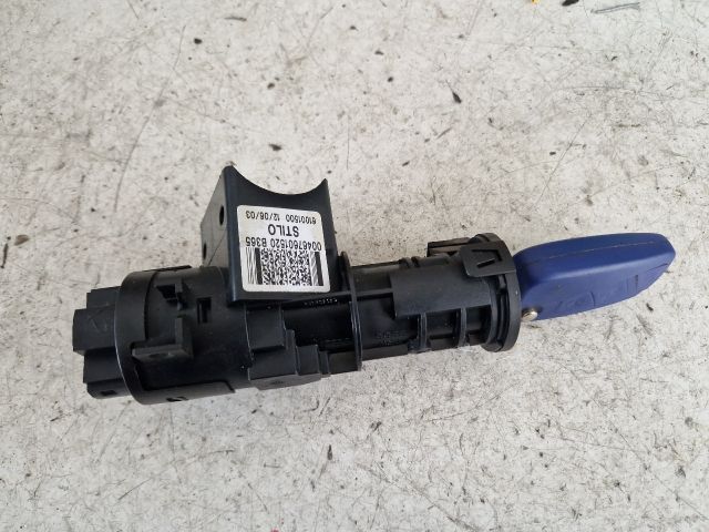 bontott FIAT STILO Gyújtáskapcsoló Házzal