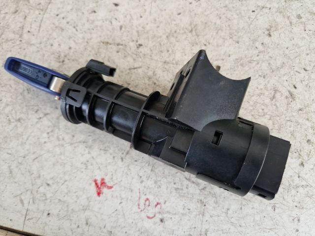 bontott FIAT STILO Gyújtáskapcsoló Házzal