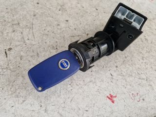 bontott FIAT STILO Gyújtáskapcsoló Házzal