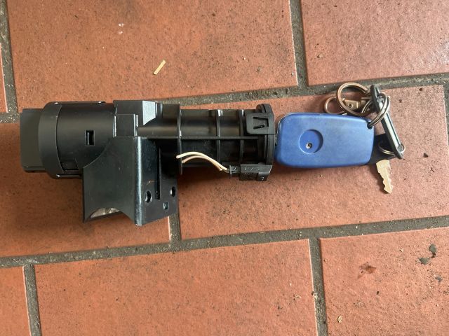 bontott FIAT STILO Gyújtáskapcsoló