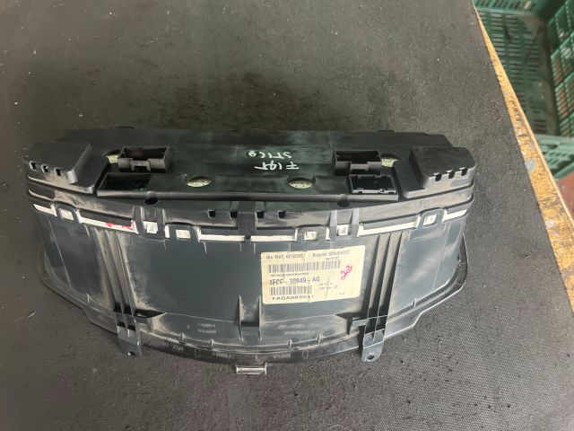 bontott FIAT STILO Kilométeróra