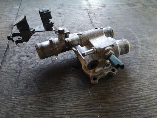 bontott FIAT STILO Termosztátház