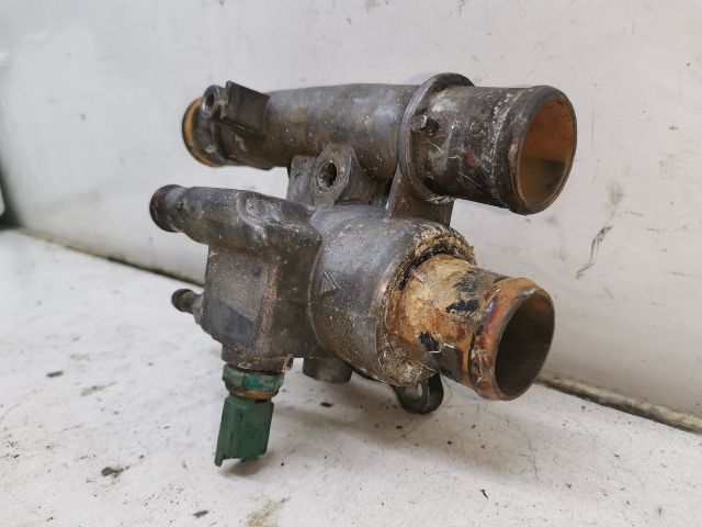 bontott FIAT STILO Termosztátház