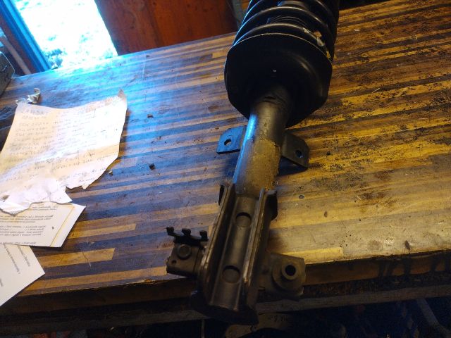 bontott FIAT STILO Jobb első Gólyaláb (Lengécsillapító, Rugó)