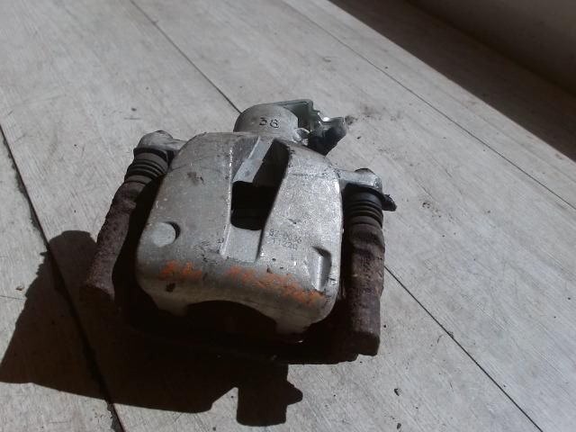 bontott FIAT STILO Jobb hátsó Féknyereg Munkahengerrel