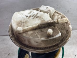 bontott FIAT STILO Üzemanyag Szivattyú