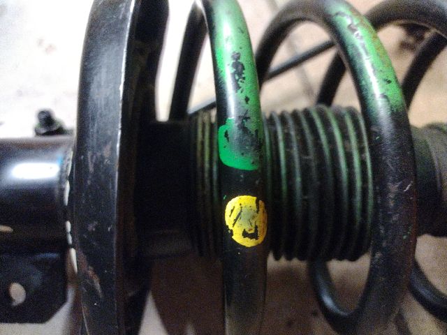 bontott FIAT STILO Jobb első Gólyaláb (Lengécsillapító, Rugó)