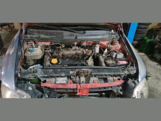 bontott FIAT STILO Komplett Motor (Segédberendezésekkel)