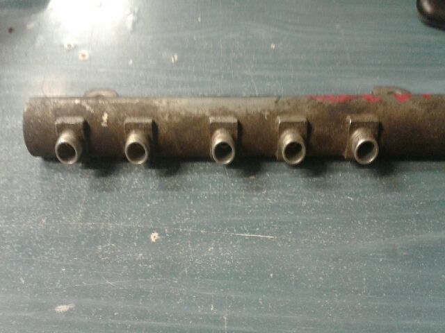 bontott FIAT STILO Közösnyomócső