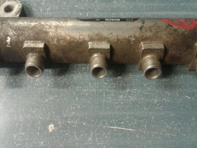 bontott FIAT STILO Közösnyomócső