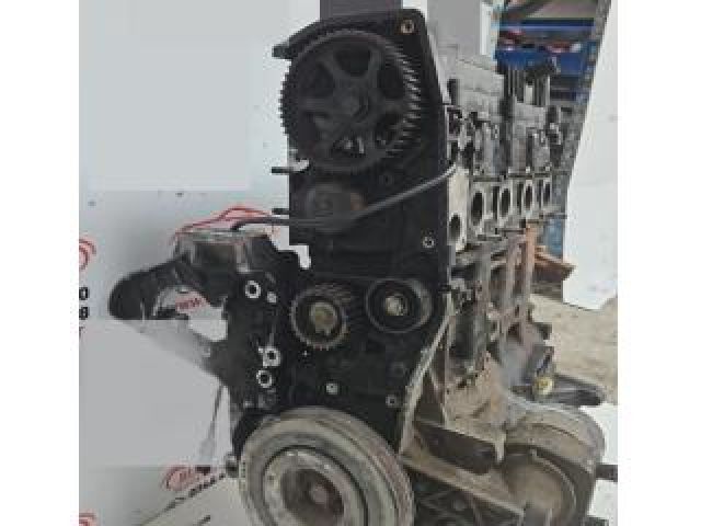 bontott FIAT STILO Motor (Fűzött blokk hengerfejjel)