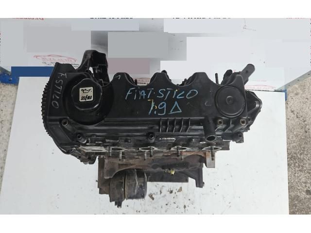 bontott FIAT STILO Motor (Fűzött blokk hengerfejjel)