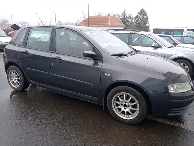 bontott FIAT STILO Szívósor