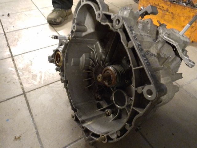 bontott FIAT STILO Váltó (Mechanikus)