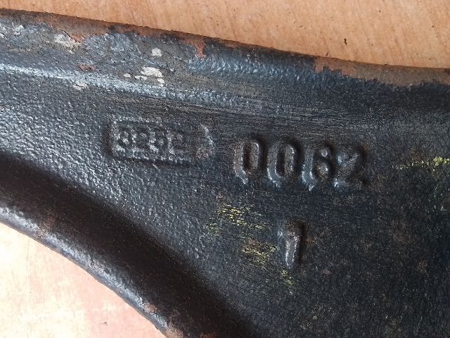 bontott FIAT STILO Bal első Lengőkar