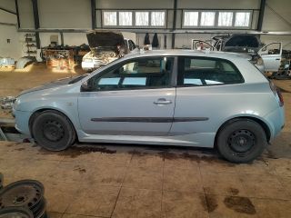 bontott FIAT STILO Bal hátsó Rugó