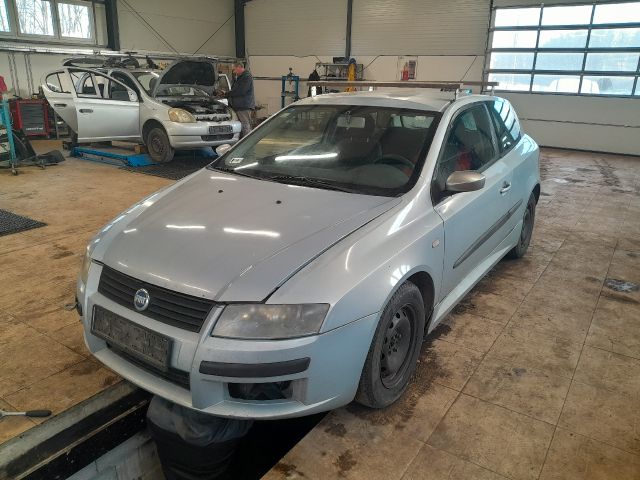 bontott FIAT STILO Bal hátsó Rugó