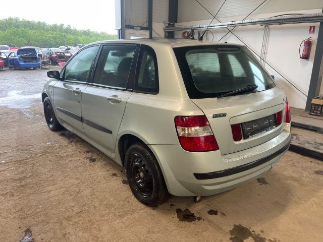 bontott FIAT STILO Bal hátsó Rugó