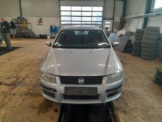 bontott FIAT STILO Biztosítéktábla Motortér