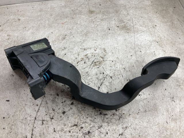 bontott FIAT STILO Gázpedál (Elektromos)