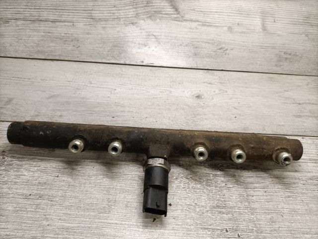 bontott FIAT STILO Közösnyomócső