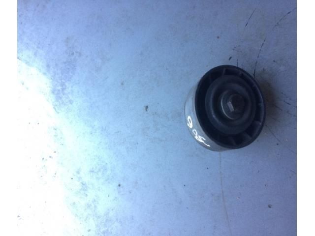 bontott FIAT STILO Szíjfeszítő Görgő