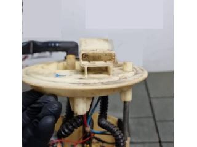 bontott FIAT STILO Üzemanyag Szivattyú