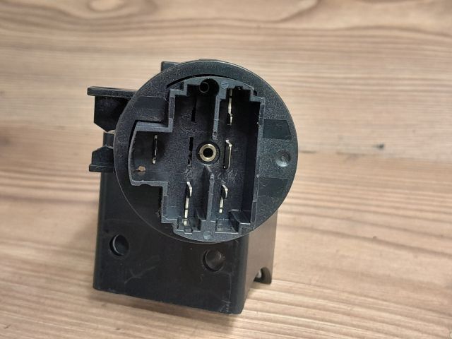 bontott FIAT STILO Gyújtáskapcsoló