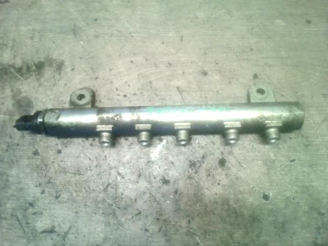 bontott FIAT STILO Közösnyomócső