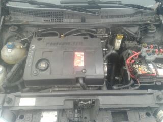 bontott FIAT STILO Motor (Fűzött blokk hengerfejjel)