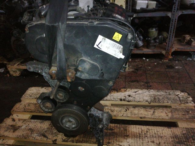 bontott FIAT STILO Termosztátház