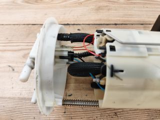 bontott FIAT STILO Üzemanyag Szivattyú