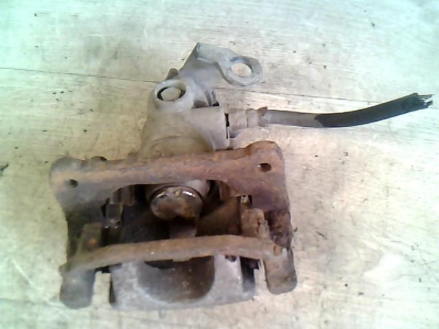 bontott FIAT STILO Bal hátsó Féknyereg Munkahengerrel