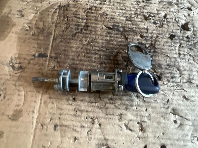 bontott FIAT STILO Gyújtáskapcsoló