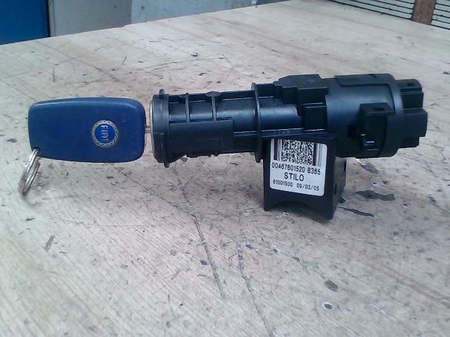 bontott FIAT STILO Gyújtáskapcsoló