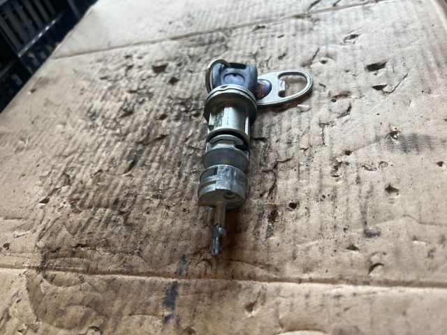 bontott FIAT STILO Gyújtáskapcsoló