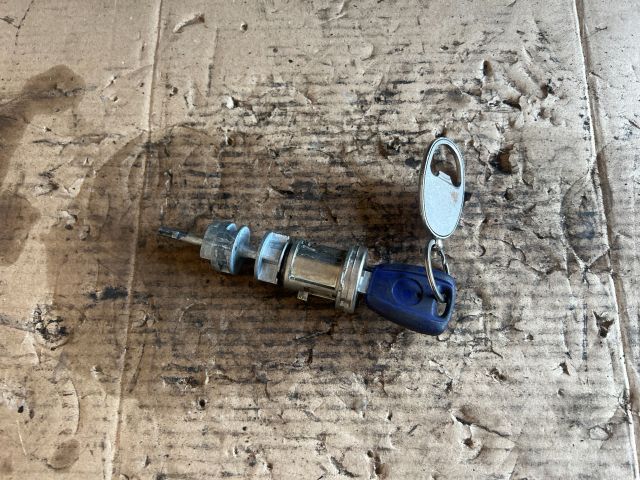 bontott FIAT STILO Gyújtáskapcsoló