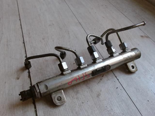 bontott FIAT STILO Közösnyomócső